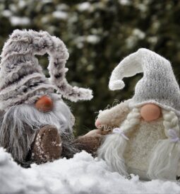 Eleganckie i praktyczne czapki dla dzieci